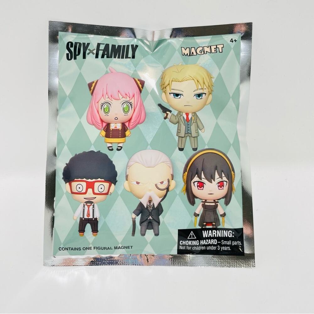 Spy x Family Characters Figural Blind Bag Magnet New Unopened